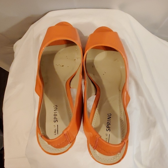 Coral Heels - Picture 3 of 8